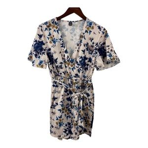 Shein floral print butterfly sleeve belted romper med/6